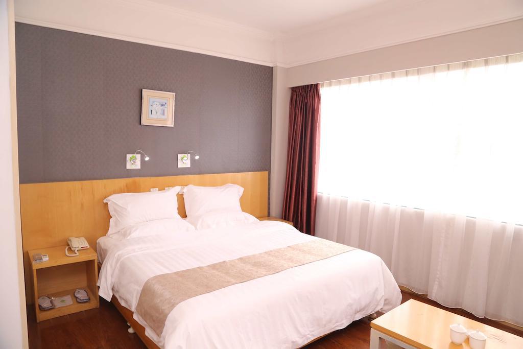 Qingdao Fu Yong Hotel Номер фото