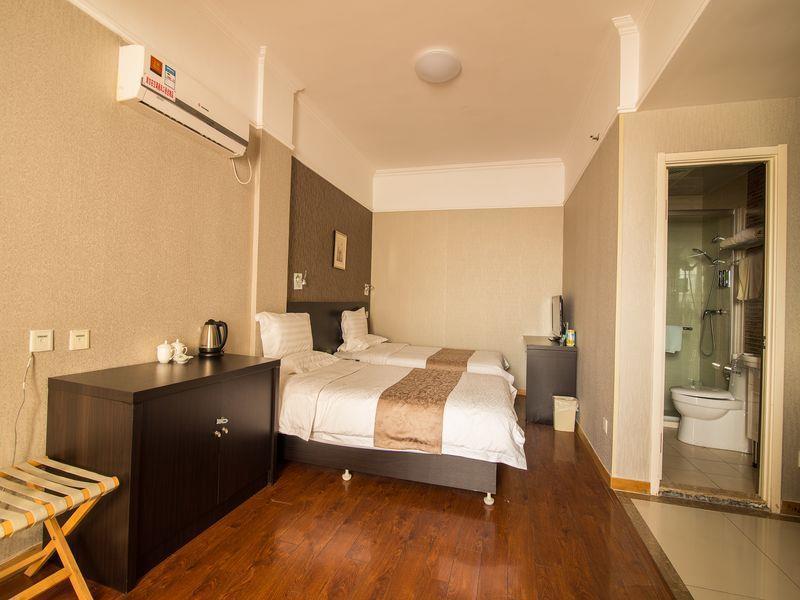 Qingdao Fu Yong Hotel Экстерьер фото