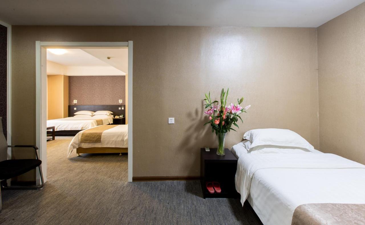 Qingdao Fu Yong Hotel Экстерьер фото